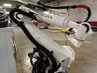 Robot kuka - afbeelding 6 van  11