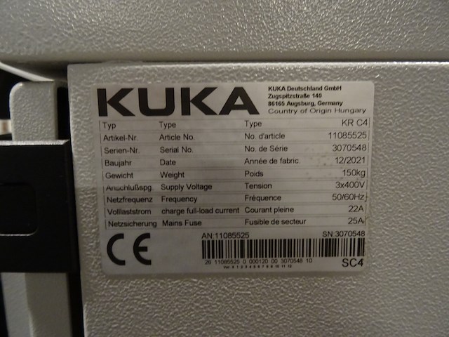 Robot kuka - afbeelding 9 van  10