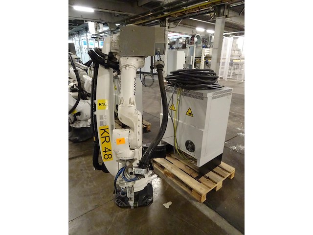 Robot kuka - afbeelding 4 van  10