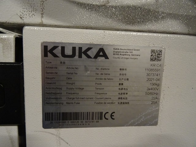 Robot kuka - afbeelding 9 van  10