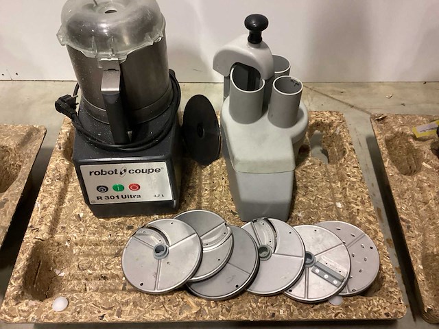 Robotcoupe r301 ultra overige fruit- en groenteverwerking - afbeelding 1 van  3