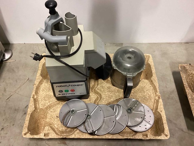 Robotcoupe r301 ultra overige fruit- en groenteverwerking - afbeelding 3 van  3