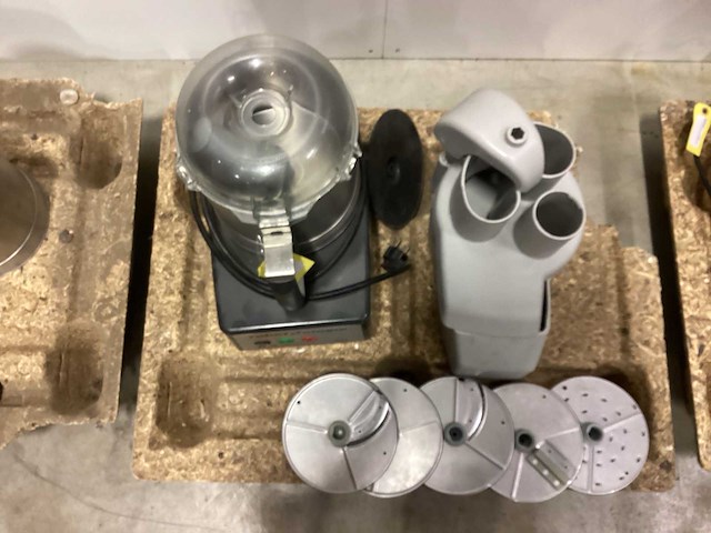 Robotcoupe r301 ultra overige fruit- en groenteverwerking - afbeelding 3 van  3