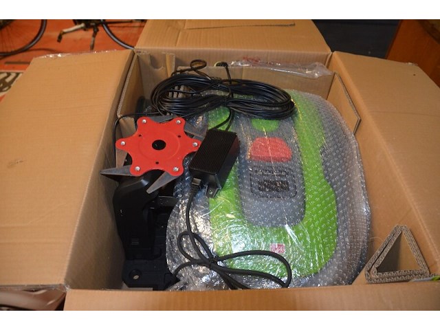 Robotgrasmaaier central park 500m2 - afbeelding 4 van  6