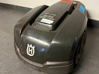 Robotgrasmaaier husqvarna - afbeelding 1 van  6