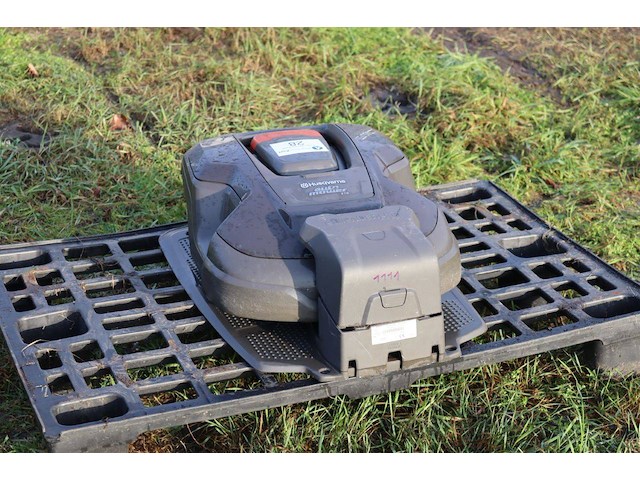 Robotmaaier husqvarna cs p15 2018 - afbeelding 1 van  1