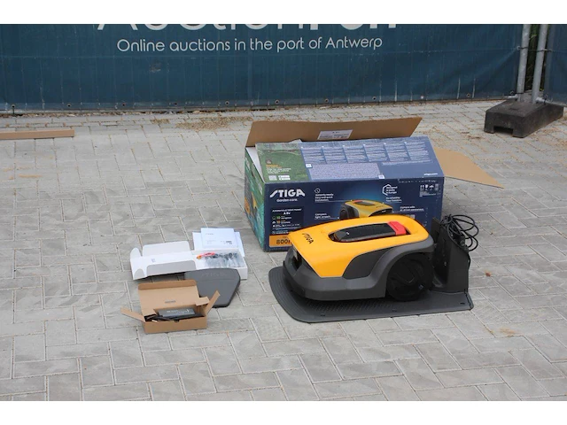 Robotmaaier stiga a 10v elektrisch (gps systeem) nieuw - afbeelding 1 van  1