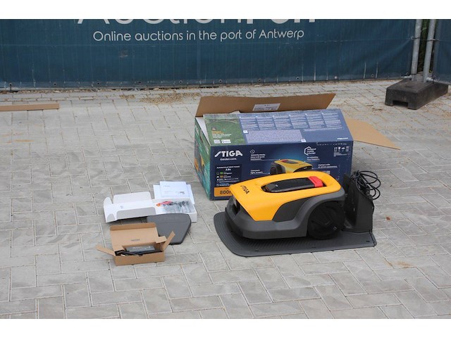 Robotmaaier stiga a 6v elektrisch (gps systeem) nieuw - afbeelding 1 van  1
