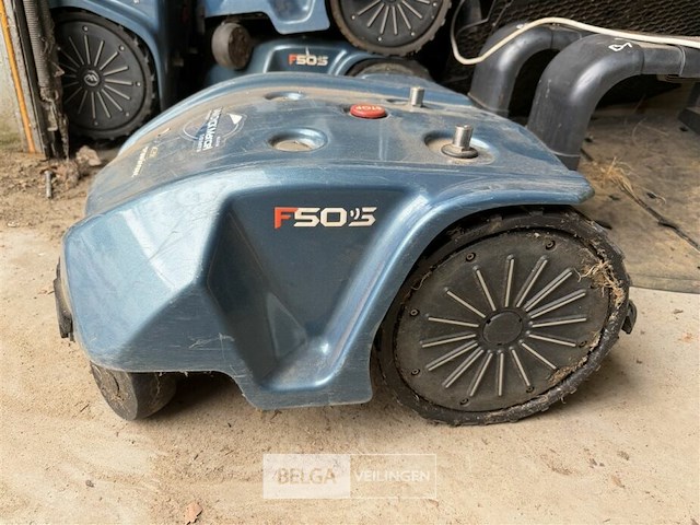 Robotmaaier wiper zonder bedrading - afbeelding 3 van  7