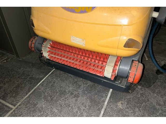 Robotstofzuiger voor zwembaden dolphin - afbeelding 4 van  7