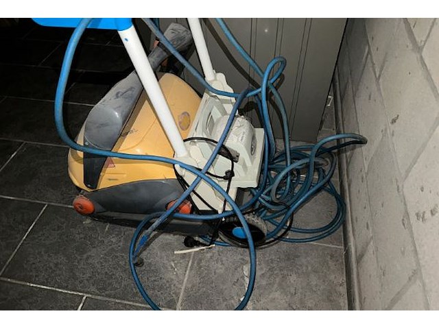 Robotstofzuiger voor zwembaden dolphin - afbeelding 5 van  7