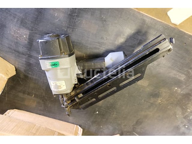 Rocafix pn50-90d pneumatische spijkermachine - afbeelding 2 van  9