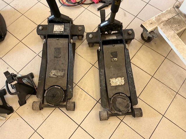 Rodcraft rh15 garagekrik (2x) - afbeelding 1 van  3