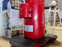 Rode philips senseo twist koffiemachine, snijmachine nicer dicer, sodastream bruiswatertoestel met bijbehorende 60l co2 cilinder met blauwe dop, microgolfoven panasonic nn-e20wwmepe - afbeelding 2 van  7