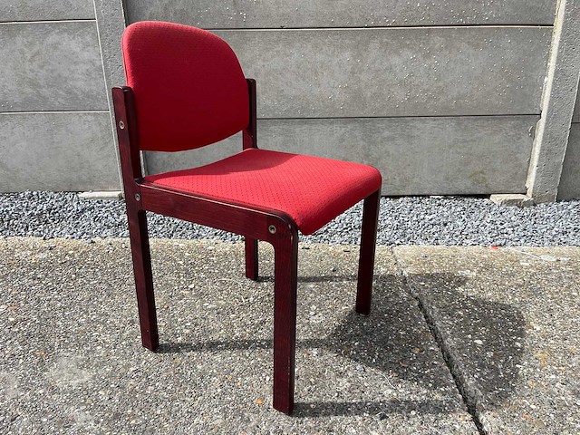 Rode stoelen (10x) - afbeelding 2 van  3