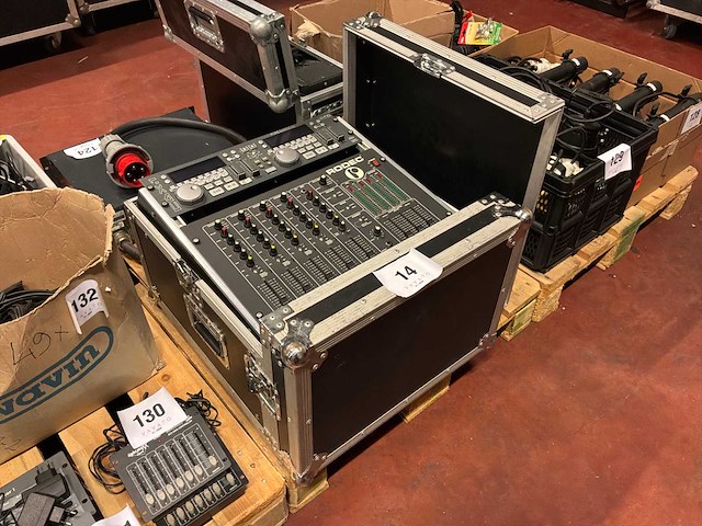 Rodec mx180mk3 discobar + synq cdx-1 dubbele cd speler - afbeelding 4 van  5