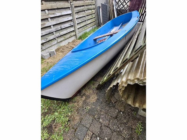 Roeiboot blauw - afbeelding 1 van  7