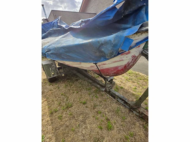 Roeiboot rood met trailer - afbeelding 11 van  11