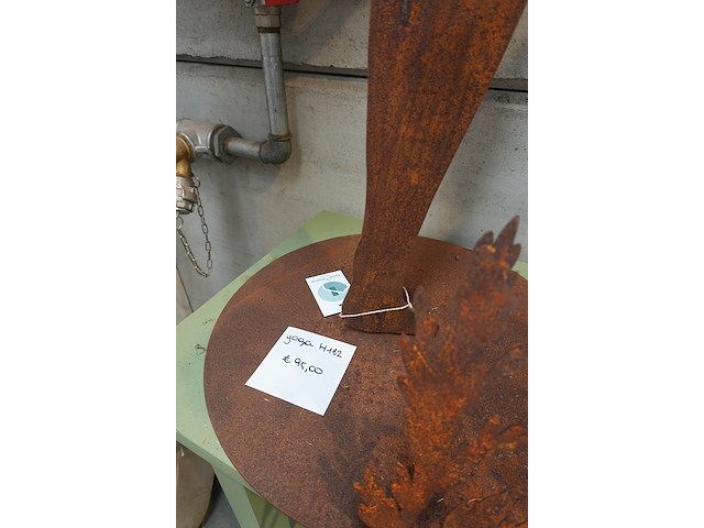 Roest design – yogameisje groot | h182 cm - afbeelding 3 van  3