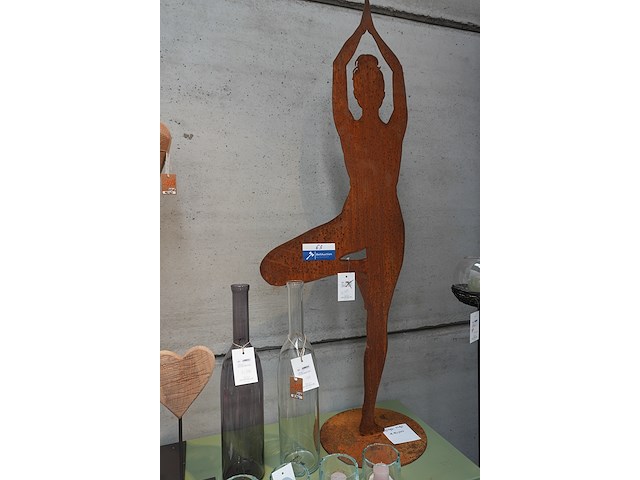 Roest design – yogameisje | h135 cm - afbeelding 1 van  3