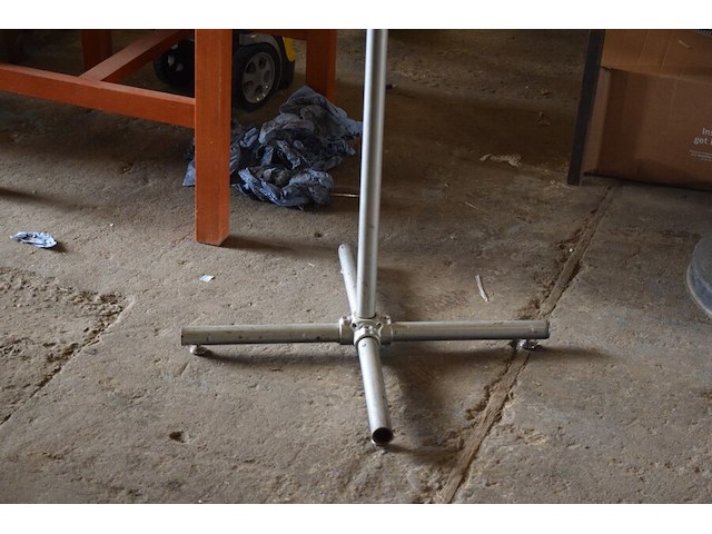 Roestvrij rek in hoogte verstelbaar , h 210 cm - afbeelding 2 van  3