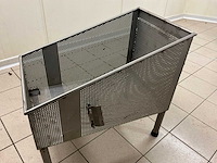 Roestvrijstalen geperforeerd pluimveeoogsttray - afbeelding 4 van  4