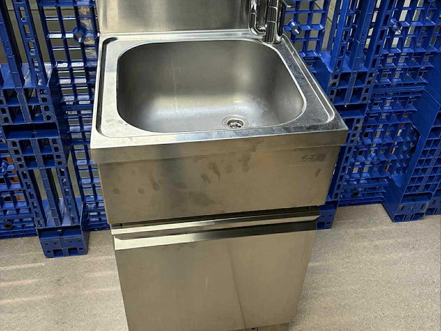 Roestvrijstalen gootsteen - afbeelding 4 van  4