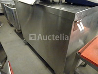 Roestvrijstalen kast