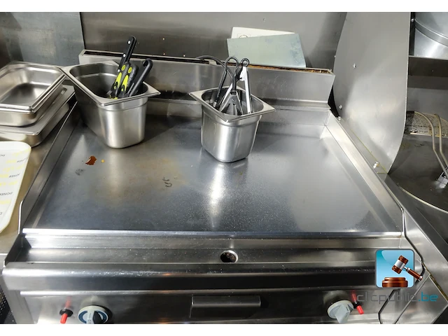 Roestvrijstalen plancha met inhoud - afbeelding 2 van  8