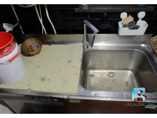 Roestvrijstalen spoelbak met vaatwasser - afbeelding 2 van  7