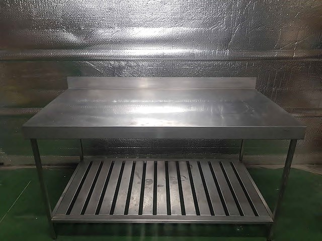 Roestvrijstalen tafel 1600x800x900 - afbeelding 1 van  5