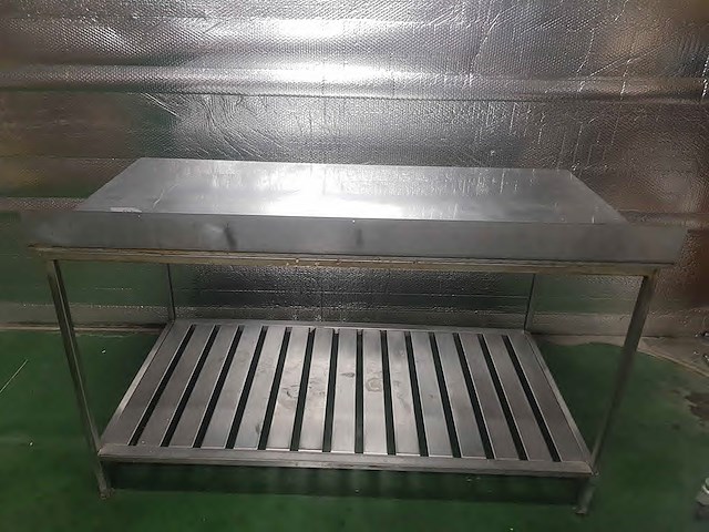 Roestvrijstalen tafel 1600x800x900 - afbeelding 5 van  5