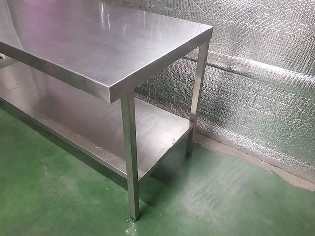 Roestvrijstalen tafel tournus 1600x700x860 - afbeelding 3 van  6