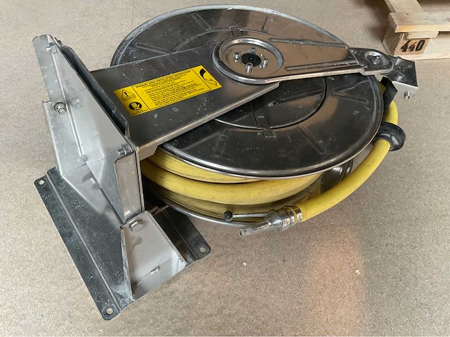 Roestvrijstalen wandmontere slanghaspel - afbeelding 2 van  6