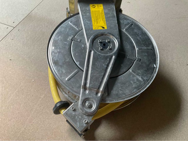 Roestvrijstalen wandmontere slanghaspel - afbeelding 4 van  6