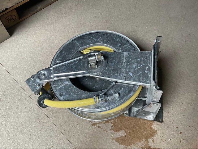 Roestvrijstalen wandmontere slanghaspel - afbeelding 6 van  6