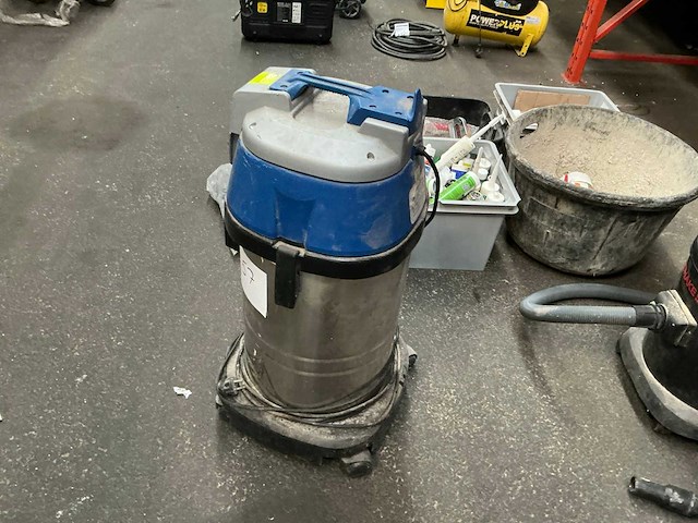 Rohs sc-301n industriële stofzuiger - afbeelding 1 van  3