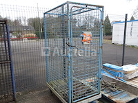 Rol 4 wielen met openende deur aan de voorkant - afbeelding 1 van  4