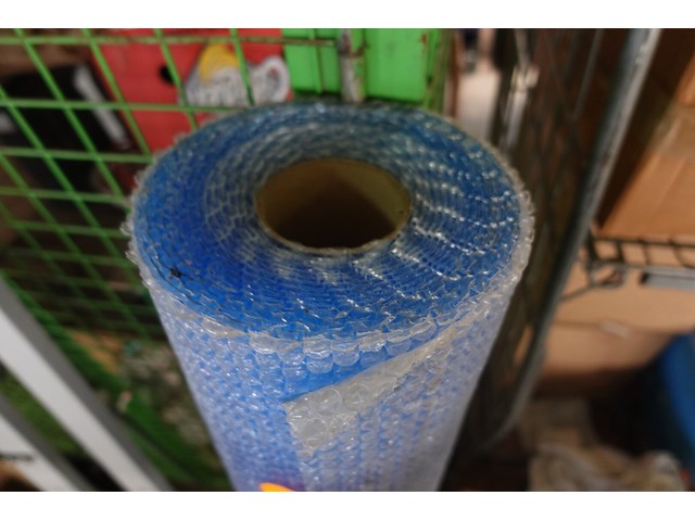 Rol luchtkussenfolie in 2 delen br. 0,84m - afbeelding 2 van  2