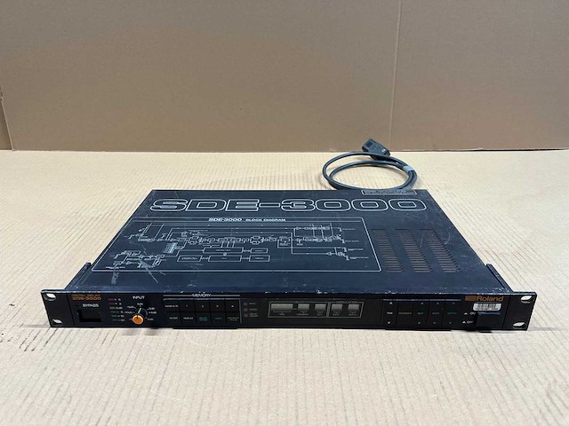 Roland sde-3000 digital delay - afbeelding 1 van  8