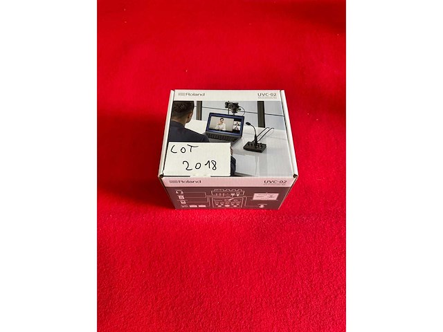Roland uvc-02 web presentation dock - afbeelding 1 van  2