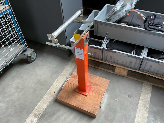 Rolbok - afbeelding 1 van  3