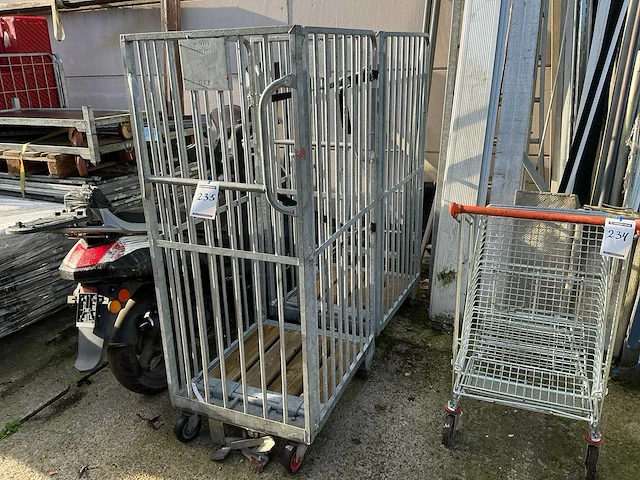 Rolcontainer-postcar (2x) - afbeelding 1 van  2