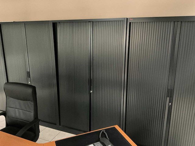 Roldeurkast - afbeelding 1 van  1