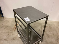 Rolkar laag - en 600x400 op wielen - rvs werktafel - afbeelding 1 van  3