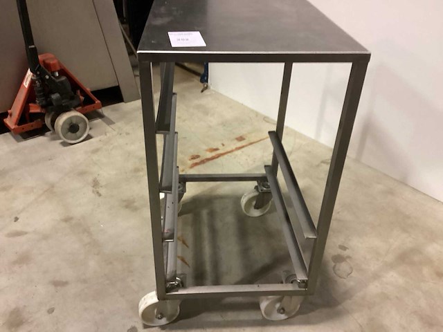 Rolkar laag - en 600x400 op wielen - rvs werktafel - afbeelding 3 van  3