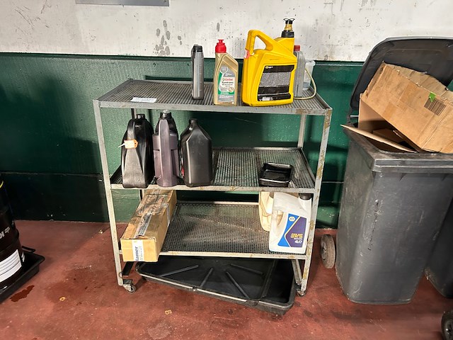 Rolkar, lekbak en inhoud - afbeelding 1 van  6