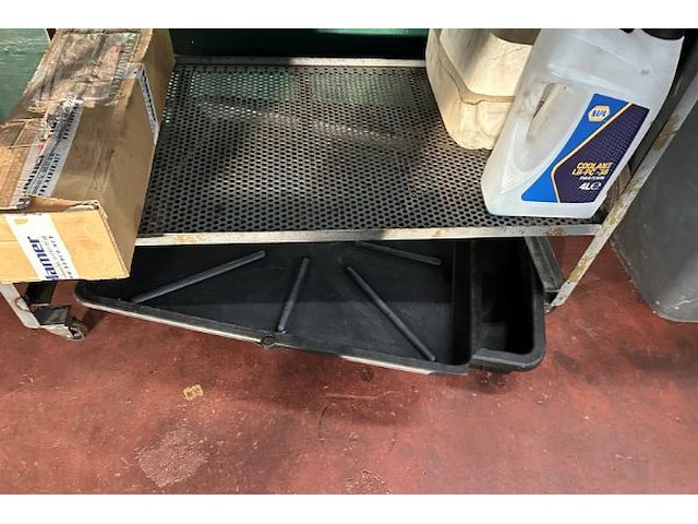 Rolkar, lekbak en inhoud - afbeelding 5 van  6