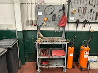 Rolkar met inhoud - afbeelding 1 van  6