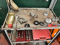 Rolkar met inhoud - afbeelding 3 van  6